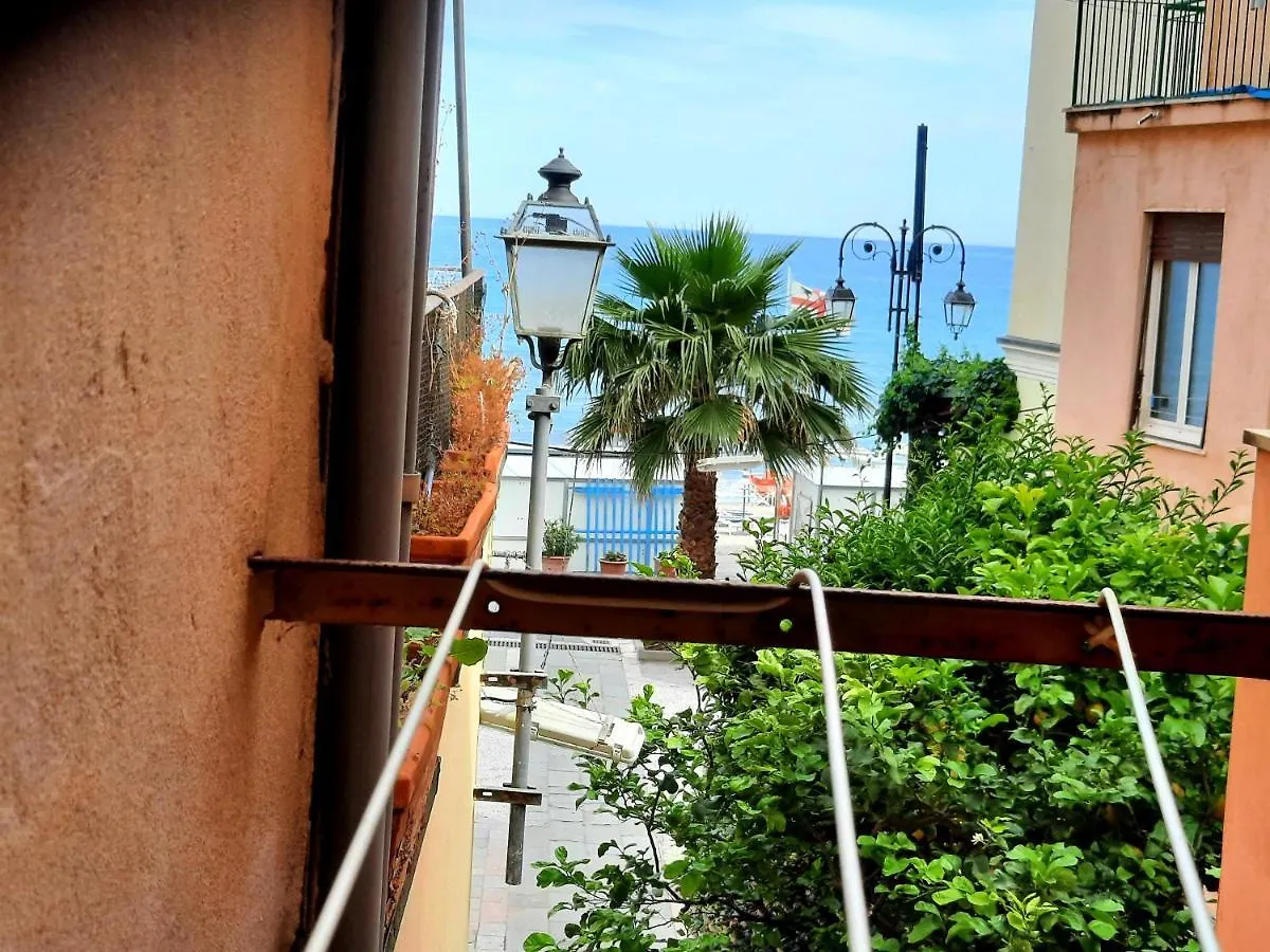 Loft Sama Apartment Alassio